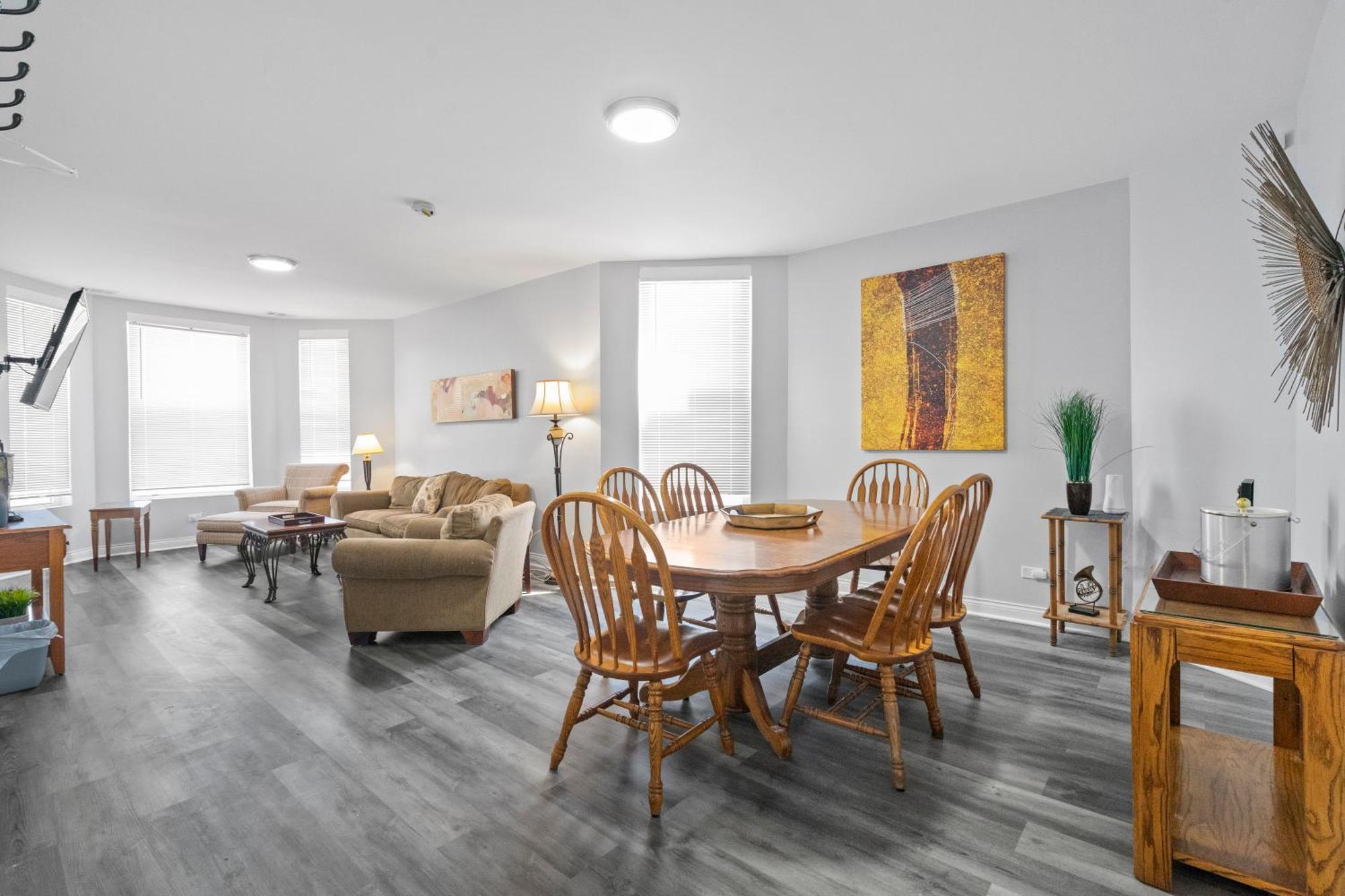Newly Rehabbed Greystone With 2 Private Apartments, Backyard, Garage, Laundry, Close To Expressway Chicago Exterior photo